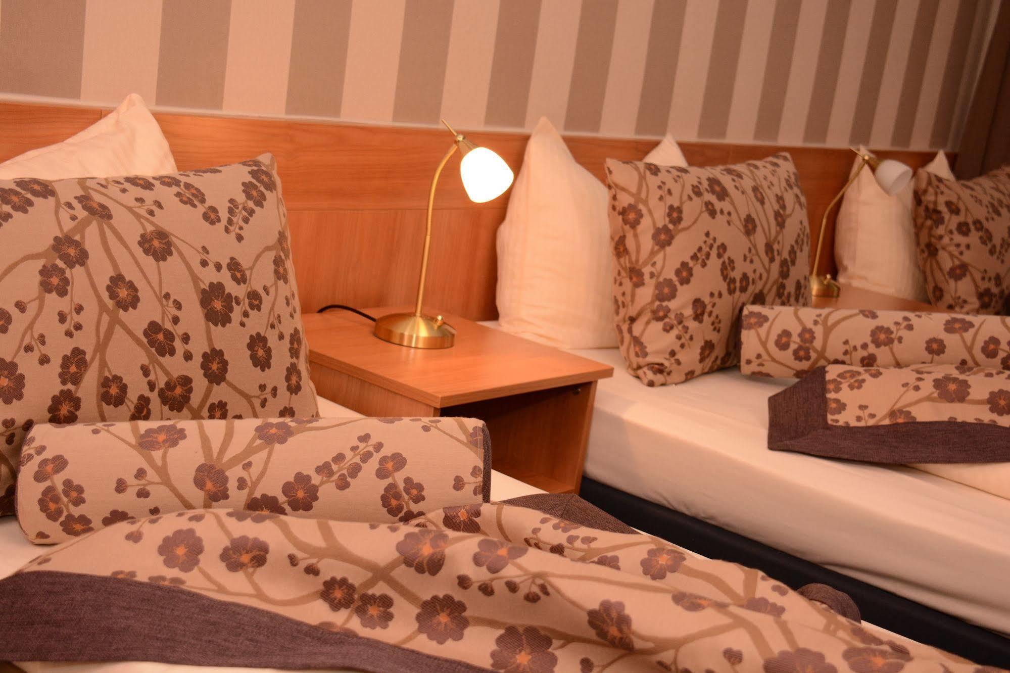 Hotel Brecherspitze Munich Luaran gambar