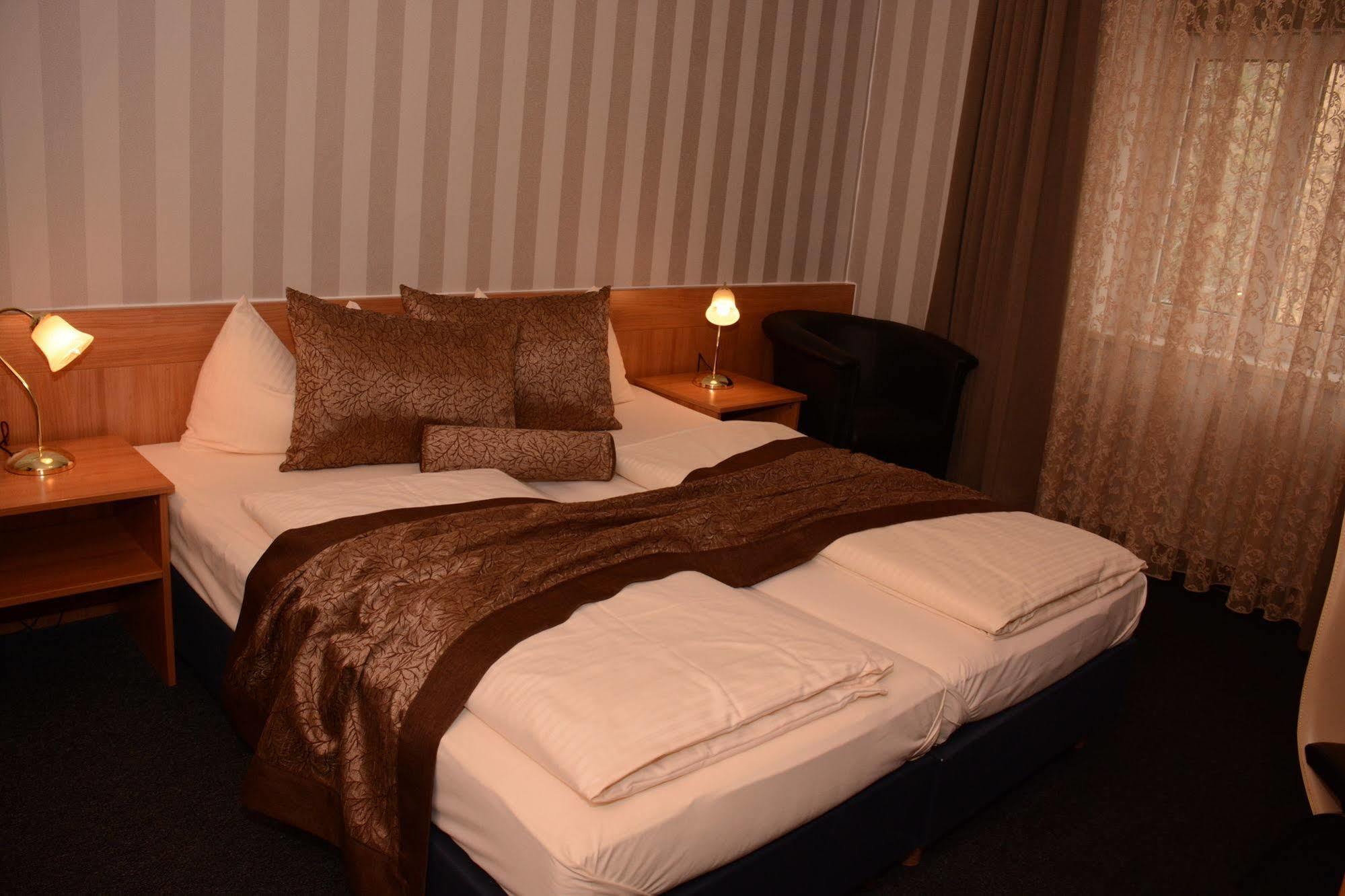 Hotel Brecherspitze Munich Luaran gambar